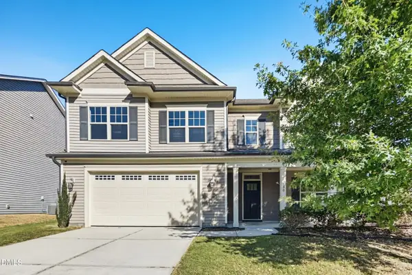 2100 Temple Hills Way, Fuquay Varina, NC 27526