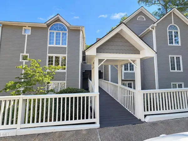 329 Glen Echo Lane, Cary, NC 27518