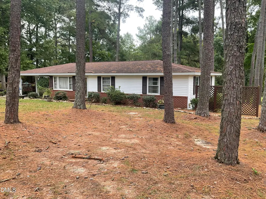 938 S Pleasant Coates Road, Benson, NC 27504 - #2