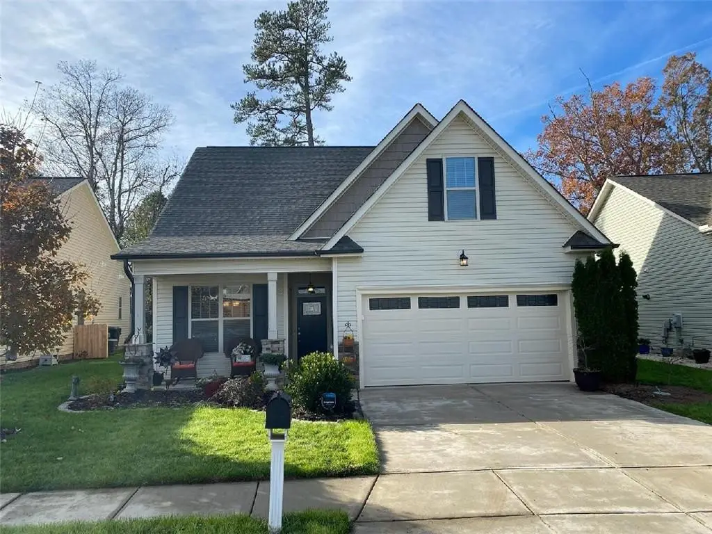 910 Palm Court, Mebane, NC 27302 - Image #1