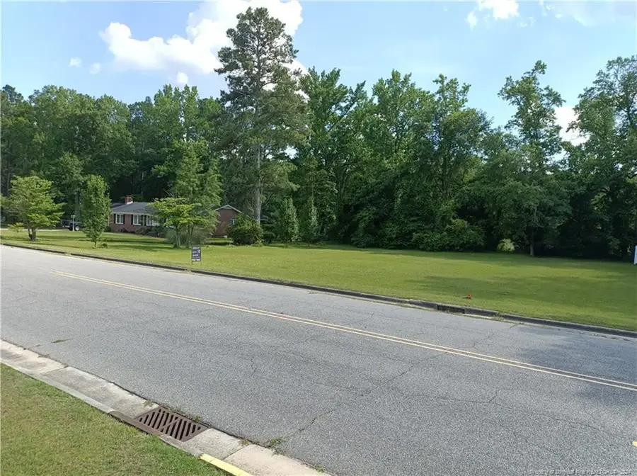W 2nd Avenue, Red Springs, NC 28377 - #2