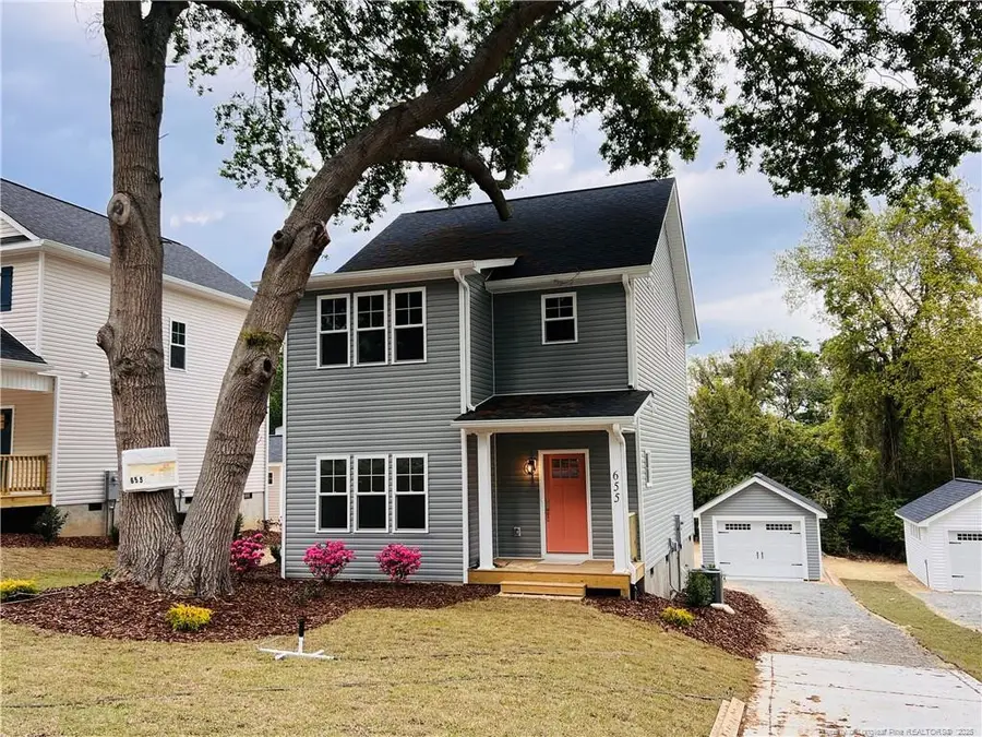 655 W Iowa Avenue, Southern Pines, NC 28387 - Image #2