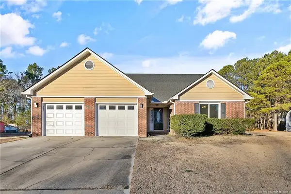 255 Heartwood Drive, Raeford, NC 28376