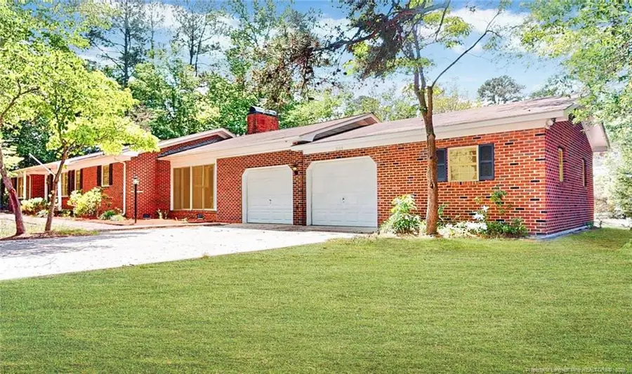 2105 W Broad Street, Elizabethtown, NC 28337 - #3