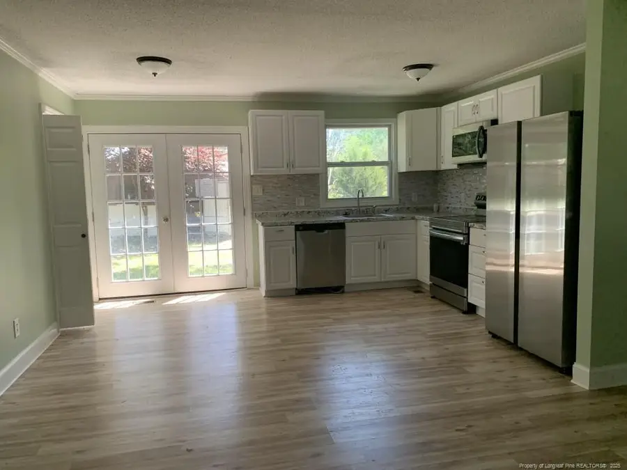 1002 Able Street, Elizabethtown, NC 28337 - Image #2