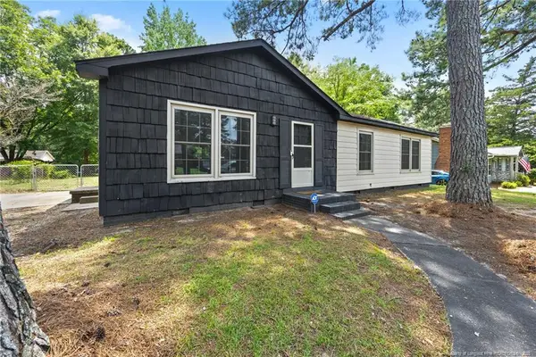 718 Buena Vista Drive, Fayetteville, NC 28311