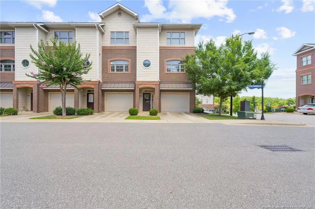 285 Hugh Shelton Loop, Fayetteville, NC 28301 - Image #1