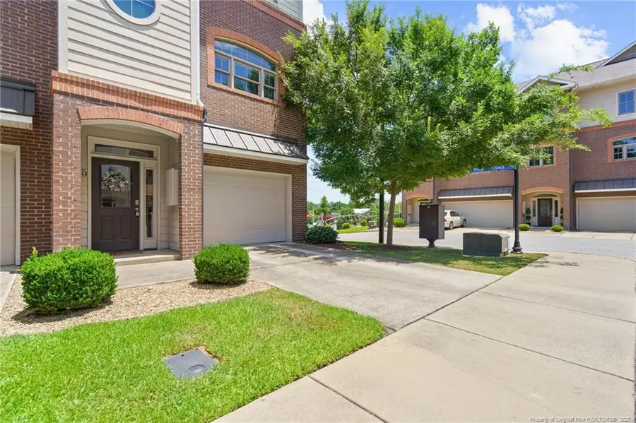 285 Hugh Shelton Loop, Fayetteville, NC 28301 - Image #2