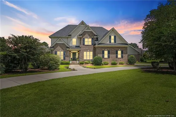 305 St Martins Place, Fayetteville, NC 28311