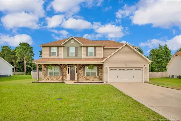 809 Pecan Grove Loop, Hope Mills, NC 28348