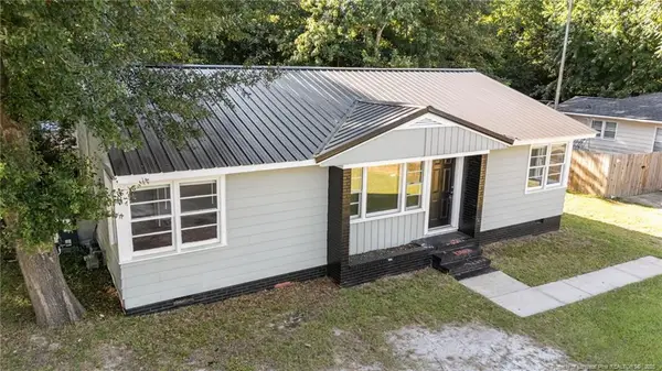 821 Sandalwood Drive, Fayetteville, NC 28304