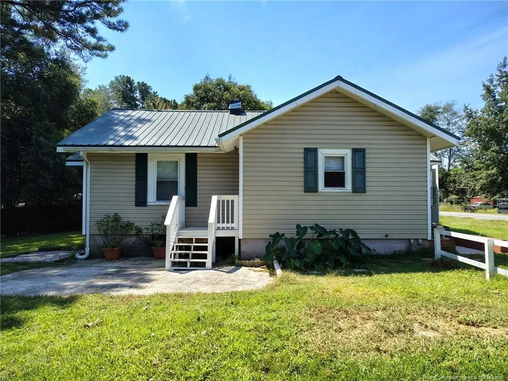 15481 Close Street, Laurel Hill, NC 28351 - Image #1