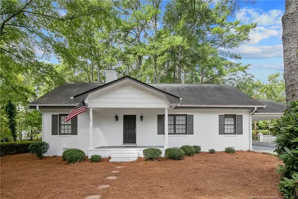 212 Glenburney Drive, Fayetteville, NC 28303