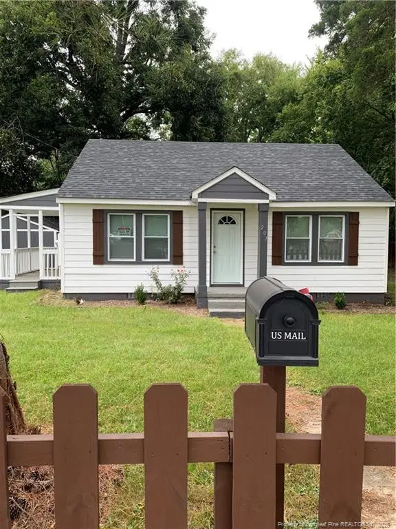 207 Johnson Street, Fayetteville, NC 28303