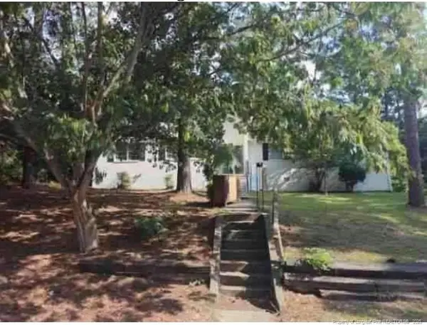 1412, 1414 Briarcliff Drive, Fayetteville, NC 28305