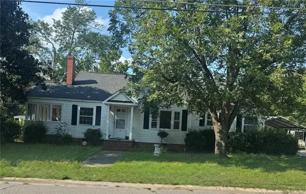 5402 Cassidy Court, Fayetteville, NC 28303