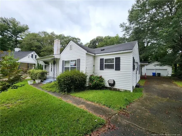 140 W Circle Court, Fayetteville, NC 28301