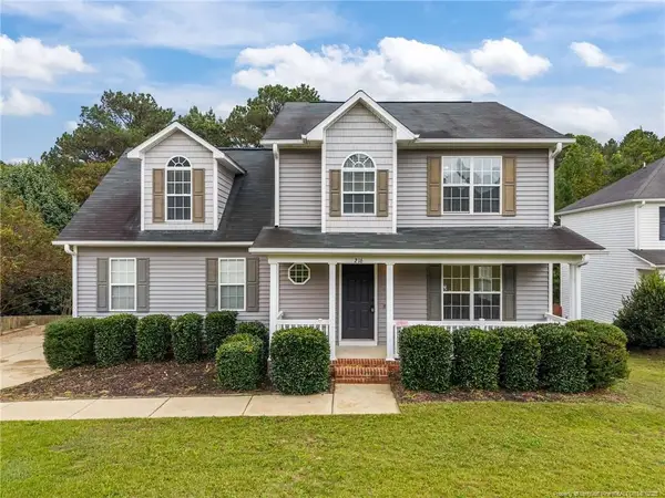 216 Cobblestone Drive, Spring Lake, NC 28390