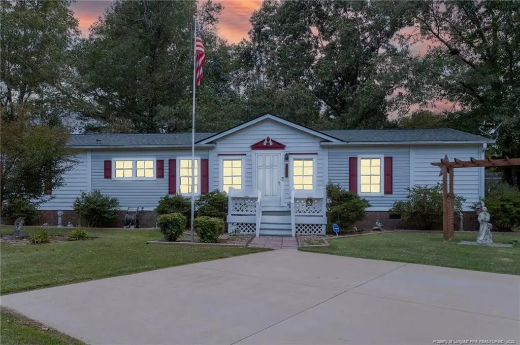 520 Inverary Drive, Raeford, NC 28376 - #1