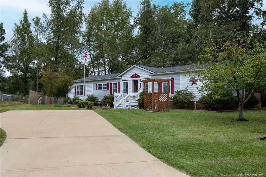 520 Inverary Drive, Raeford, NC 28376 - #3