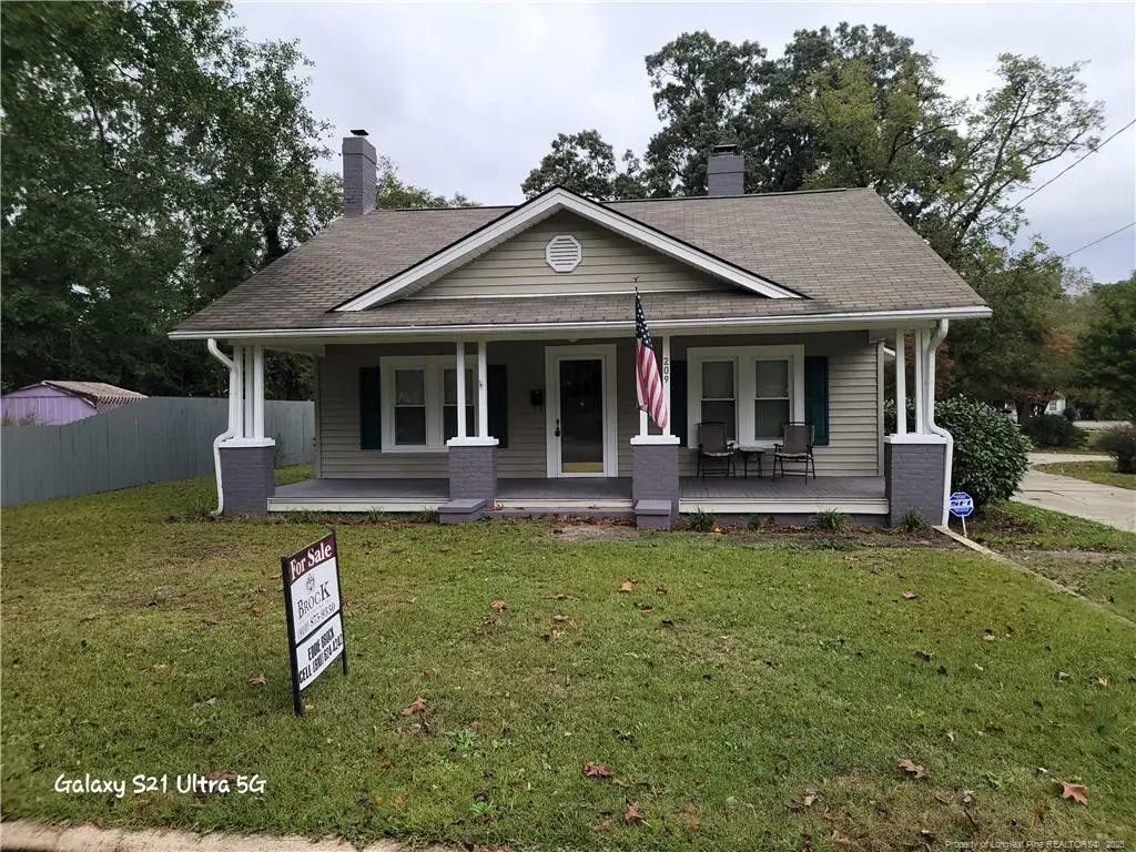 209 E Elwood Avenue, Raeford, NC 28376 - #1