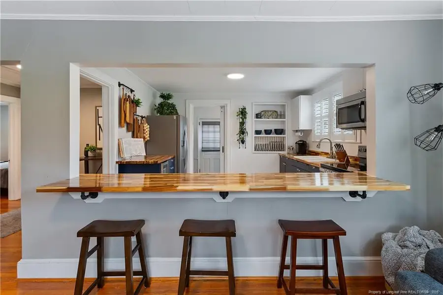 404 E Donaldson Avenue, Raeford, NC 28376 - Image #2