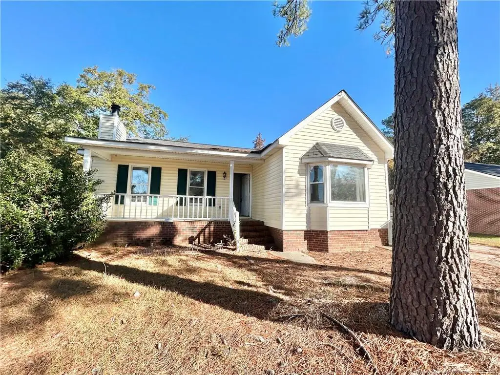 4324 Falls Drive, Hope Mills, NC 28348 - #1