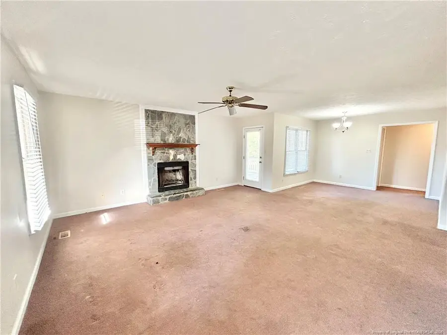 4324 Falls Drive, Hope Mills, NC 28348 - #2