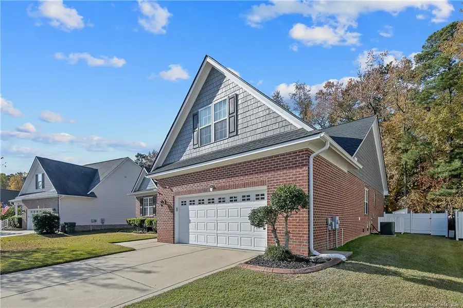 573 Thorncliff Drive, Raeford, NC 28376 - Image #3