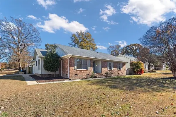 859 Flintwood Road, Fayetteville, NC 28314