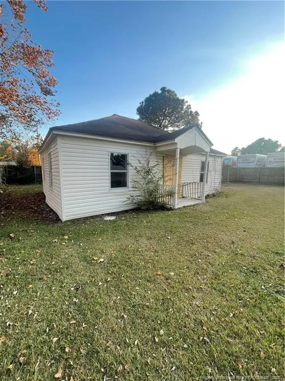 104 Fleishman Street, Fayetteville, NC 28303