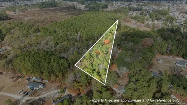 7536 Glen Raven Drive, Fayetteville, NC 28306