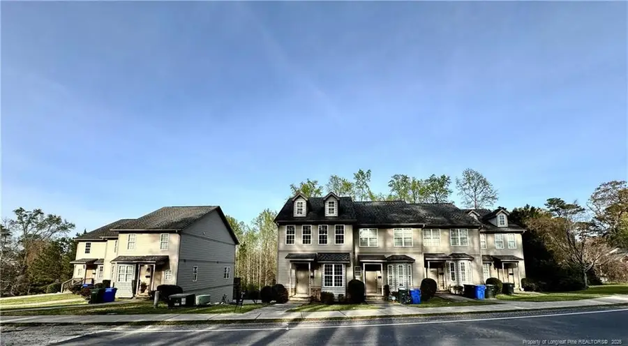 425 Georgetown Circle, Fayetteville, NC 28314 - #2