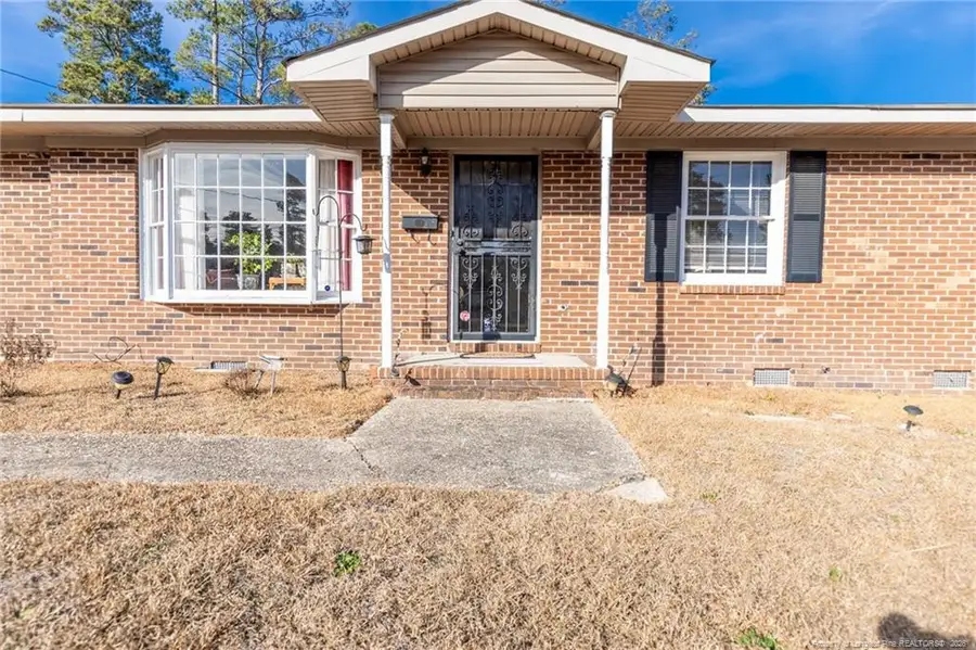 823 E Donaldson Avenue, Raeford, NC 28376 - #2