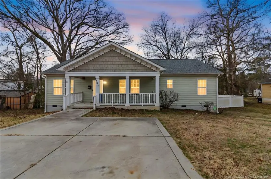 709 Hawkins Avenue, Sanford, NC 27330 - Image #2