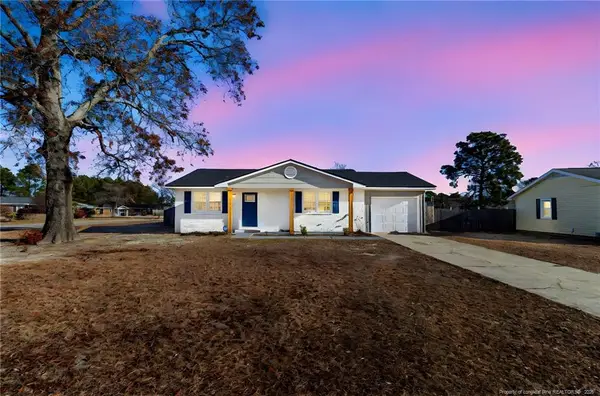 6218 Thornwood Drive, Hope Mills, NC 28348