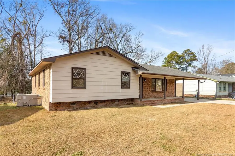 410 Lansdowne Road, Fayetteville, NC 28314 - #3