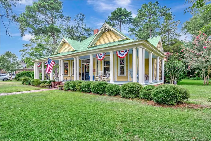 415 E 3rd Avenue, Red Springs, NC 28377 - Image #2