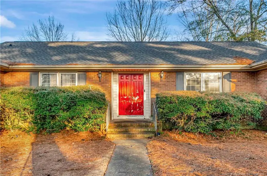 3545 Rosewood Drive, Lumberton, NC 28358 - #2