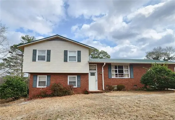 5834 Mcdougal Drive, Fayetteville, NC 28304