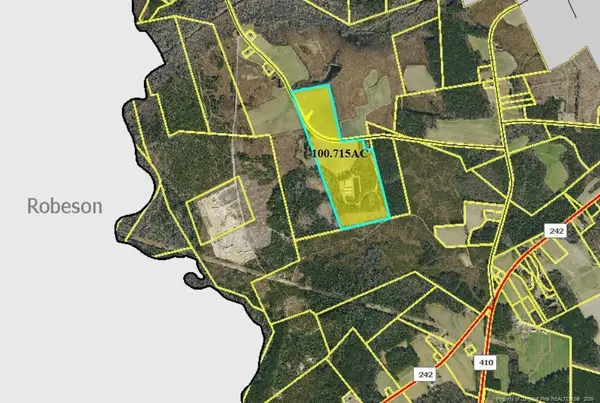 4754 Berry Lewis Road, Bladenboro, NC 28320