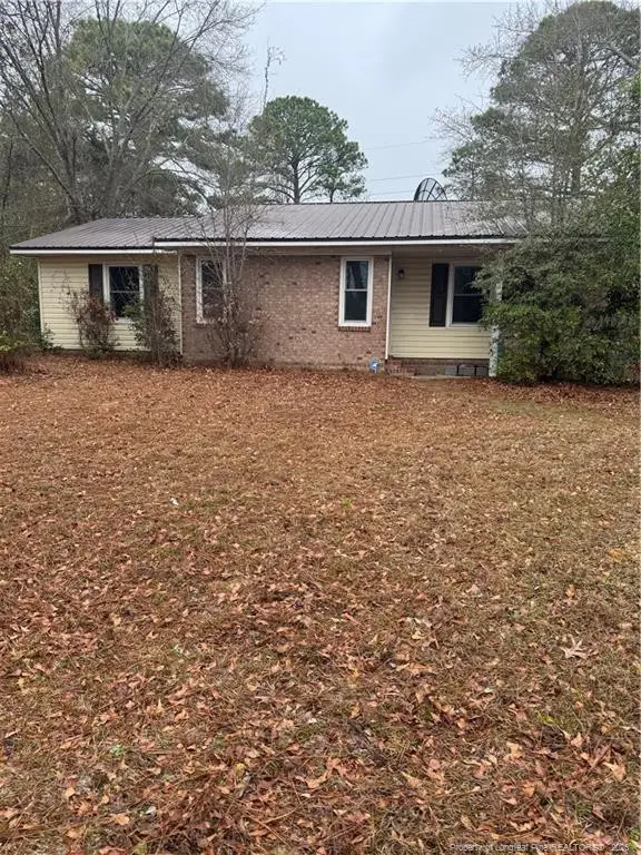 3726 Pioneer Drive, Hope Mills, NC 28348