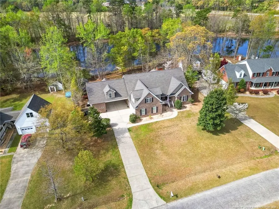 417 Foxwood Drive, Hope Mills, NC 28348 - #2