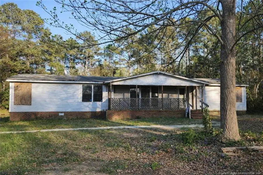 3600 Quarter Horse Run Lane, Parkton, NC 28371 - #3