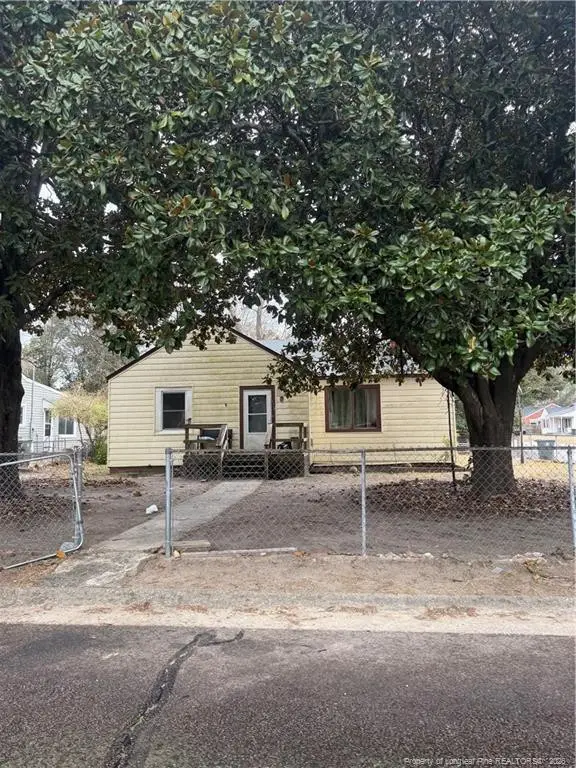 124 W Circle Court, Fayetteville, NC 28301 - #1