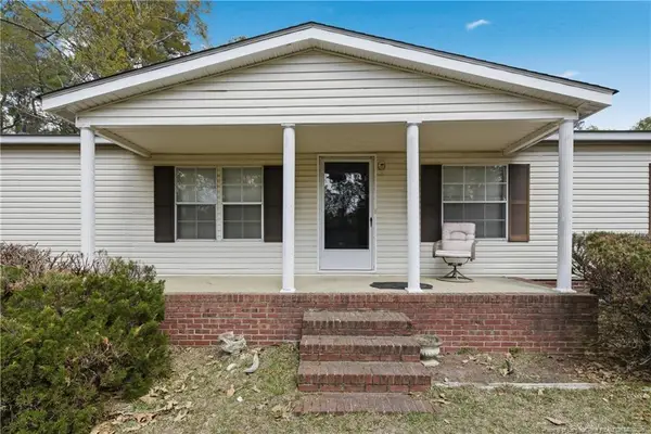 7307 Roslin Farm Road, Hope Mills, NC 28348