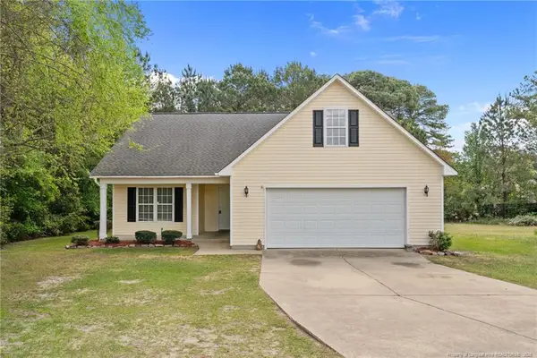 3596 Pioneer Drive, Hope Mills, NC 28348