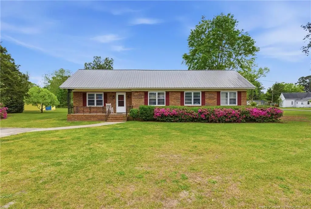 113 N Third Street, Dublin, NC 28332 - #1