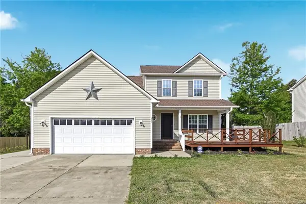 246 Fallingleaf Drive, Raeford, NC 28376