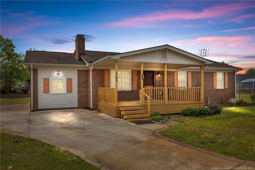 4709 Quaker Court, Hope Mills, NC 28348 - #1